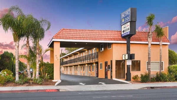 Pacific Inn Anaheim image 3